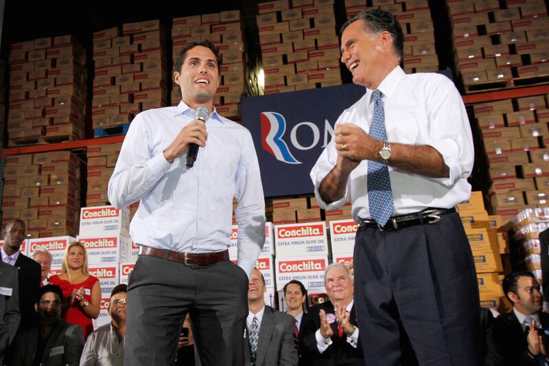 galleries/2011/08/24/mitt-romney-s-sons/romney-family-craig-romney_inhxhk