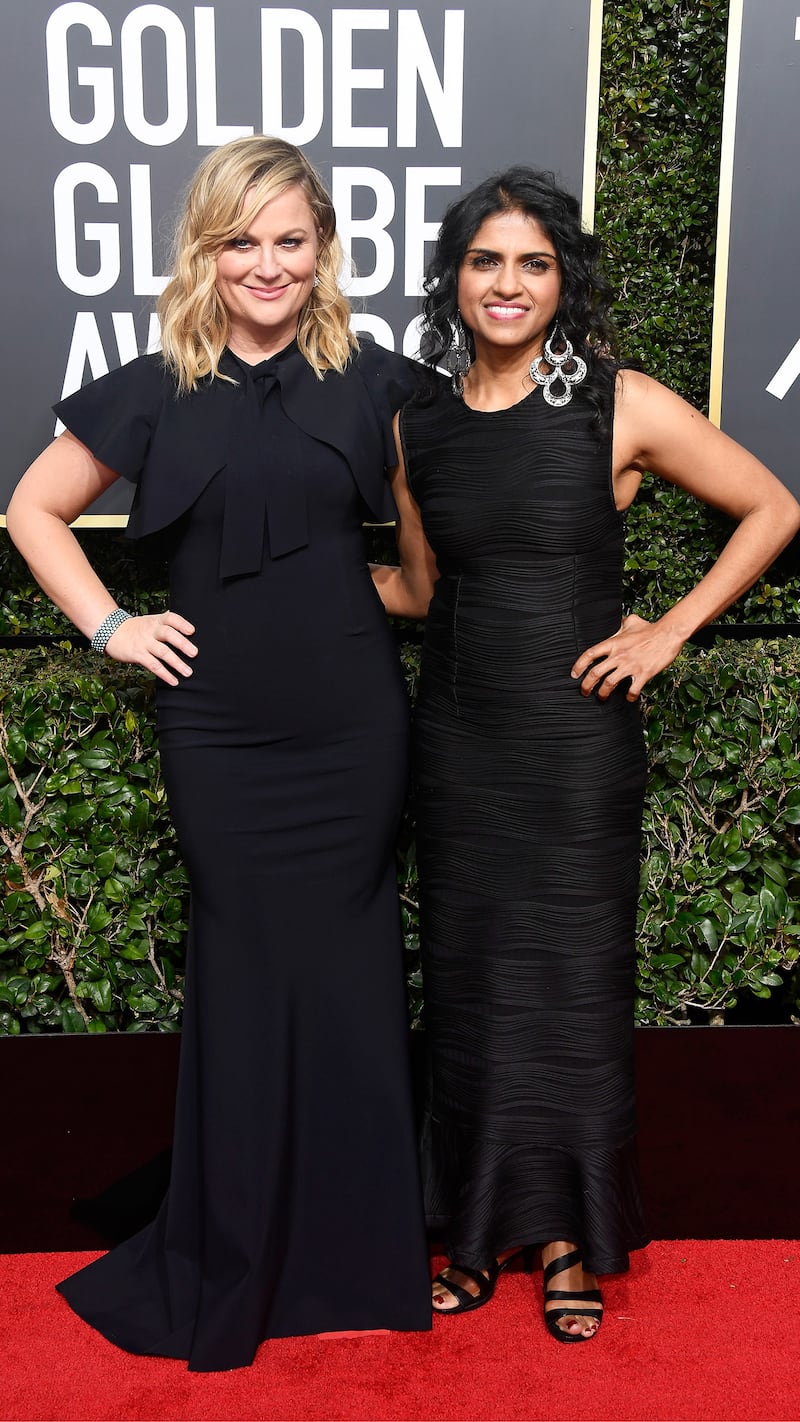 180107-globes-red-carpet-Amy-Poehler_wvqggd