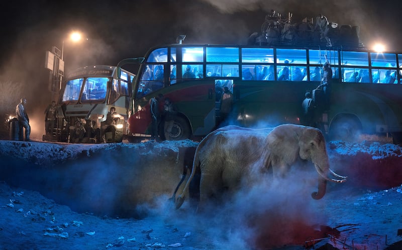 1a_BUS-STATION-WITH-ELEPHANT-IN-DUST-3200px_jdttbq