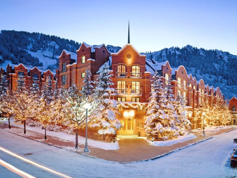 galleries/2013/12/08/hit-the-slopes-the-best-ski-resorts-and-hotels-in-the-u-s-photos/ski-hotels-aspen_debnv1