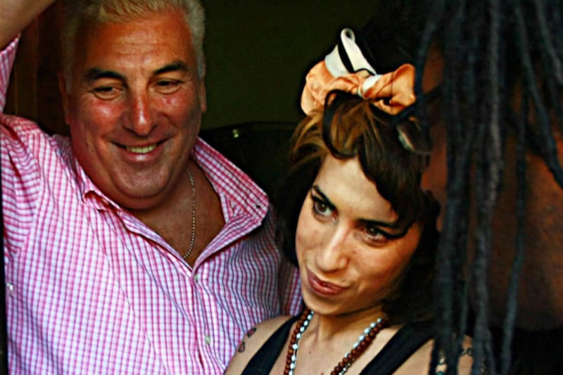 articles/2012/06/28/10-revelations-from-amy-my-daughter-mitch-winehouse-s-new-book/amy-winehouse-father-book-speedread_lu5iro