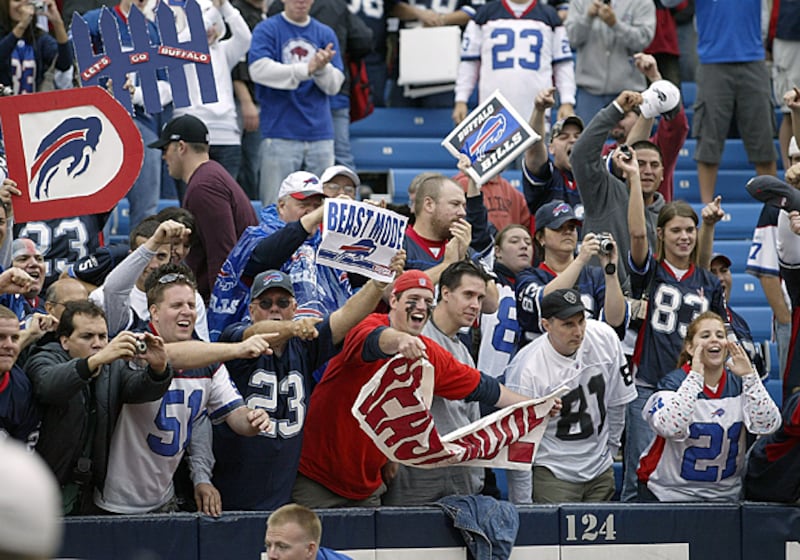 galleries/2010/12/23/drunkest-cities/football-fans---buffalo_uxlxnp