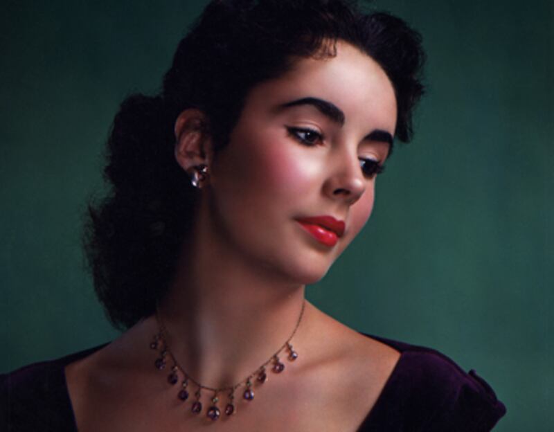 articles/2011/03/23/elizabeth-taylor-the-first-superstar/liz-taylor-obit-gal-launch_zyaupz