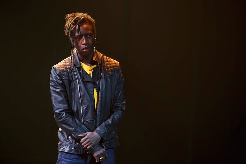 articles/2014/06/19/the-tupac-musical-hits-broadway-kenny-leon-s-holler-if-ya-hear-me-is-crazy-silly-fun/140616-suskind-tupac2-embed_nzav6n