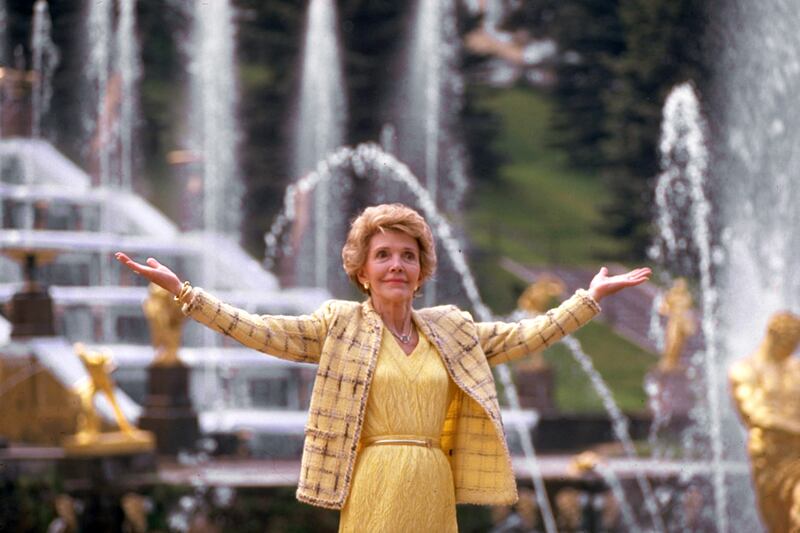 galleries/2011/07/05/nancy-reagan-turns-90-see-her-most-fashionable-looks/nancy-reagan-fashion-14_ob60mz