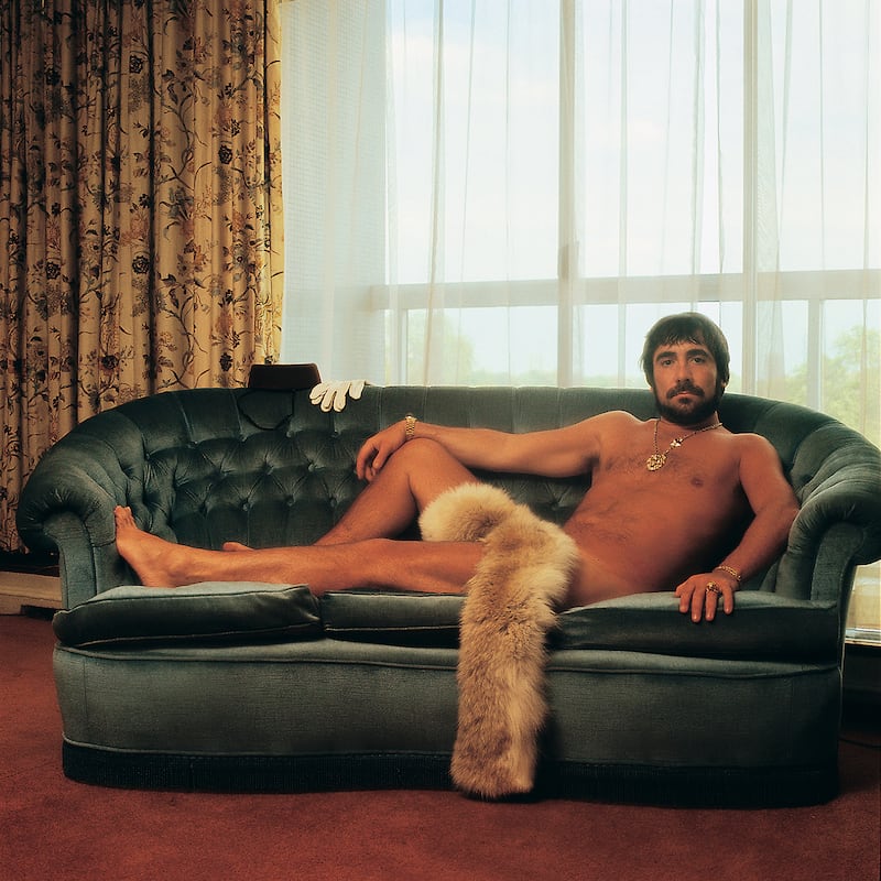 galleries/2014/12/05/outtakes-from-hipgnosis-iconic-rock-album-covers/141204-hipgnosis-03_wmiwfm