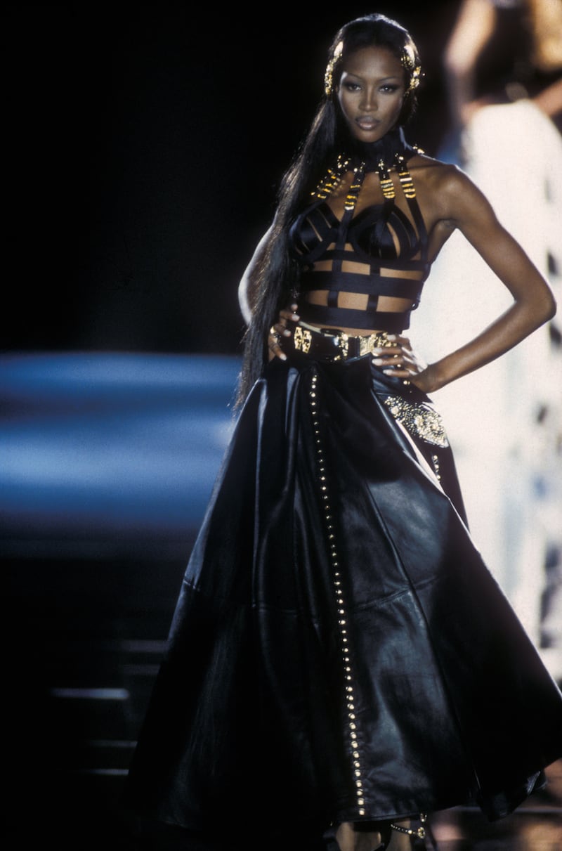 galleries/2013/09/14/a-queer-history-of-fashion/queer-fashion-versace-bondage_qnabwn