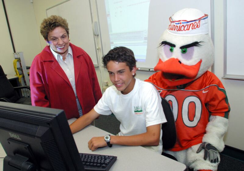 galleries/2010/03/29/2011-s-most-stressful-colleges/stress-schools---university-of-miami_nukc0q