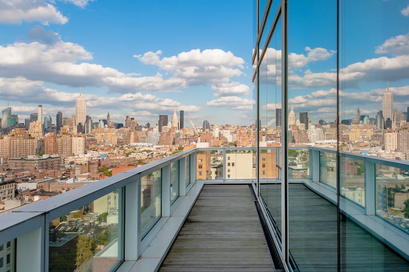 galleries/2014/12/06/omg-i-want-this-house-new-york-city-photos/141204-penthouse-4_c9uwgy