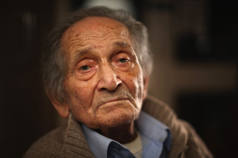 galleries/2015/01/26/auschwitz-survivors-70-years-later-photos/150123-auschwitz-survivors-05_c9nufb