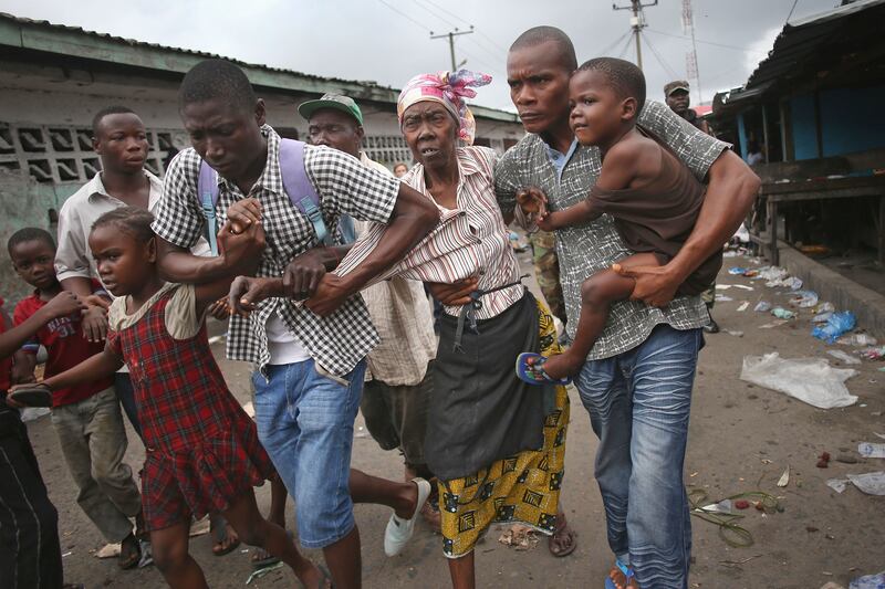 galleries/2014/08/21/violence-and-chaos-ensue-as-panic-spreads-in-liberia-photos/140821-ebola-liberia-11_liwjha