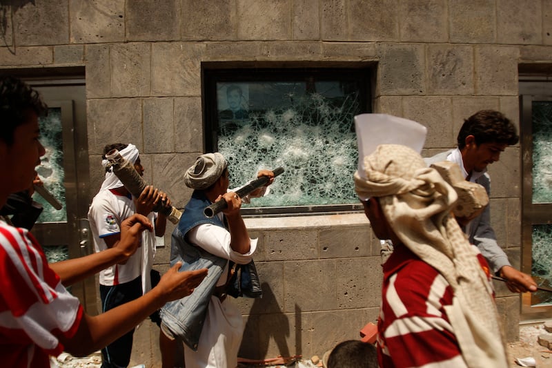 galleries/2012/09/13/middle-east-protests-after-anti-muslim-film-photos/film-violence-11_la08sm