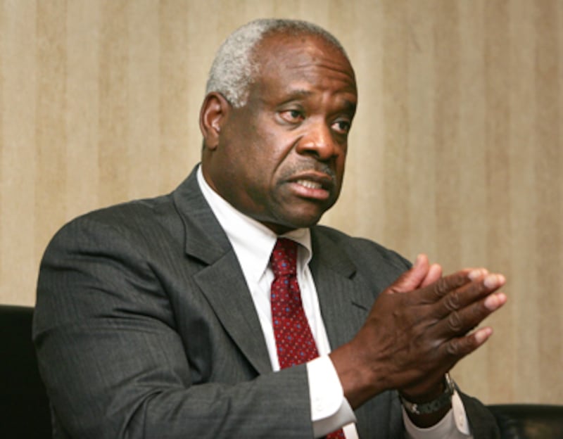 articles/2011/03/04/clarence-thomas-criminal-behavior-on-financial-disclosure/campos-thomas_164100_pogp39