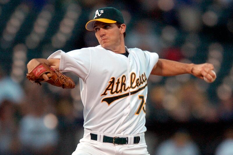 galleries/2011/09/23/moneyball-real-life-players-billy-beane-zito-kazmir-photos/billy-beane-oakland-as-gal-barry-zito_c2t8fd