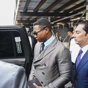 A photo of Jonathan Majors at Manhattan criminal court