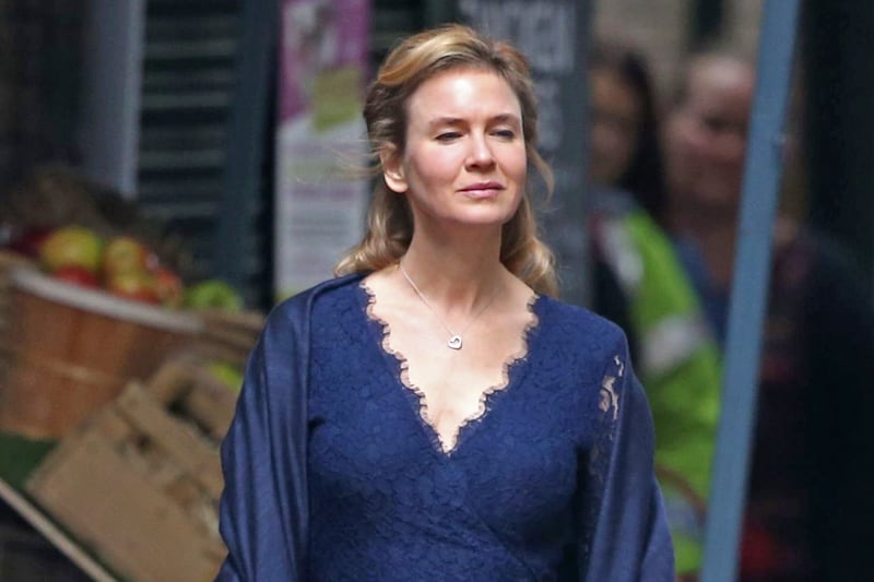 articles/2016/09/01/the-problem-with-renee-zellweger-s-face-is-us/160831-Crocker-Renee-Zellweger-embed-1_xcpvlg