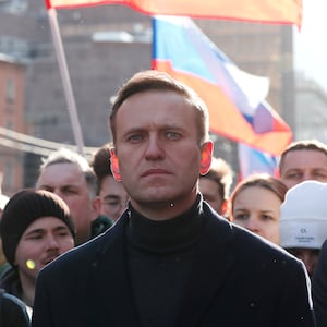 2020-08-25T120943Z_1915315782_RC20LI91FHY0_RTRMADP_3_RUSSIA-POLITICS-NAVALNY-KREMLIN_whrvbo