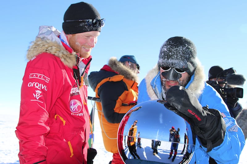 articles/2013/12/13/prince-harry-arrives-at-south-pole/harry-pole_qvxuet