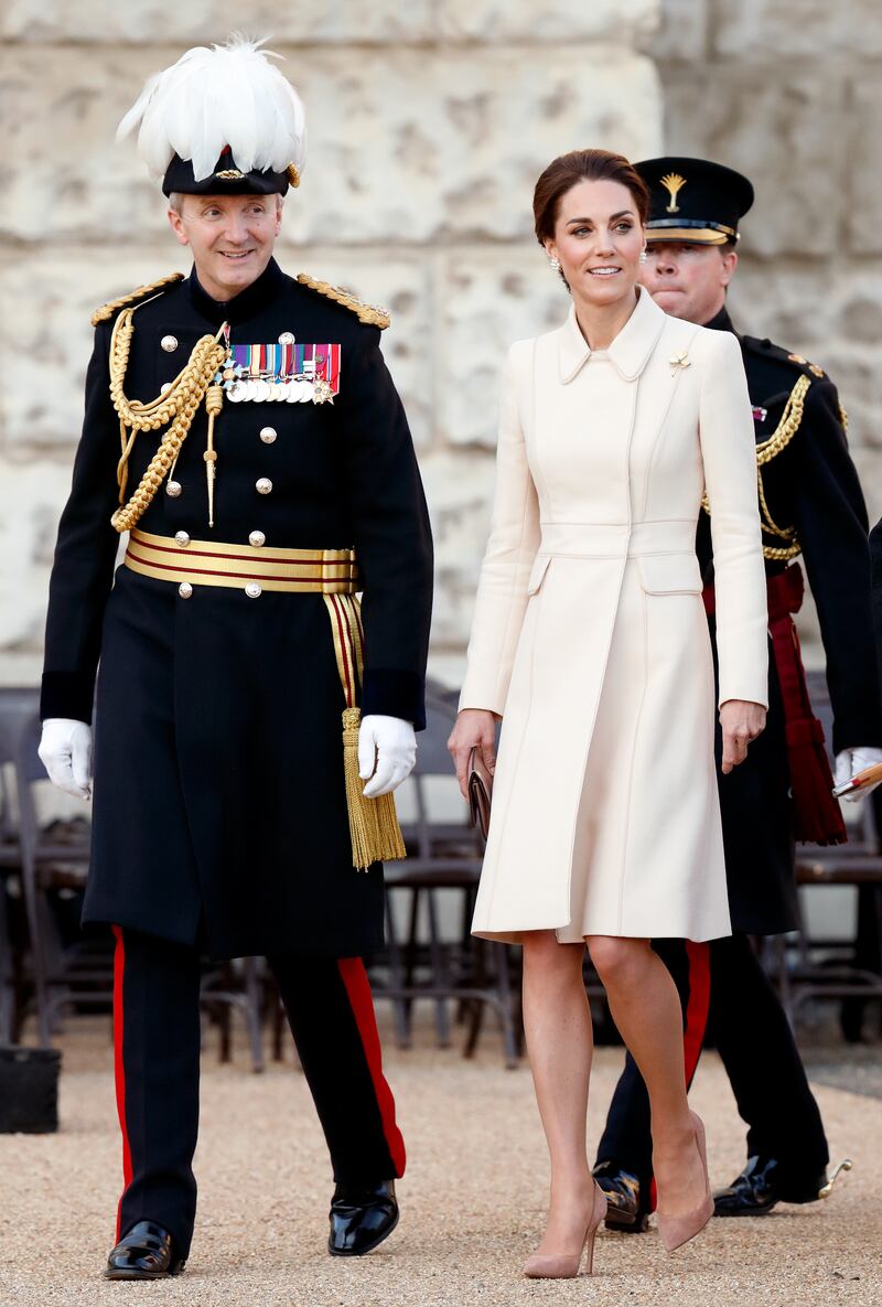 190619-Demopoulos-Kate-Middleton-embed-04_ahamyd