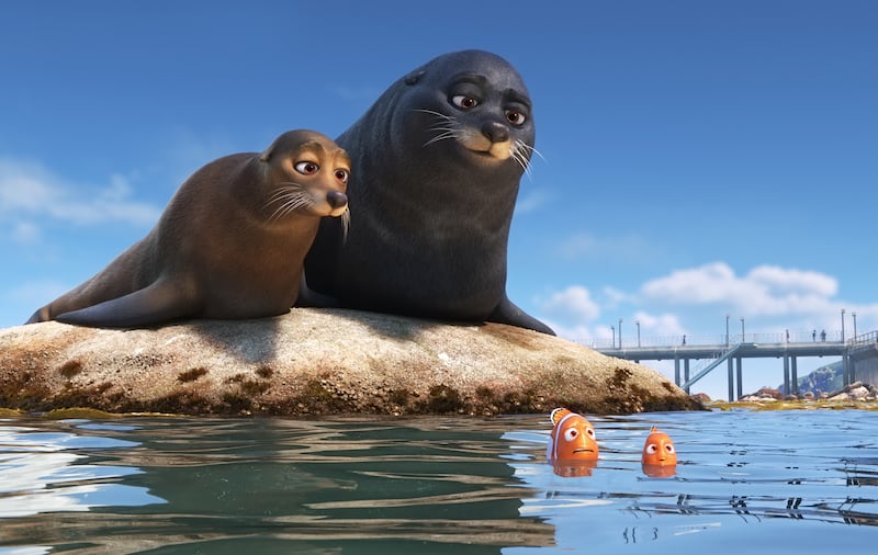 articles/2016/06/10/finding-dory-is-an-adorable-heartwarming-mess/160609-fallon-dory-embed-1_fl3xml