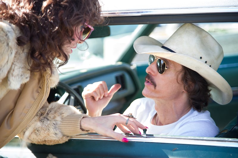 articles/2013/11/03/the-true-story-behind-dallas-buyers-club-meet-the-real-ron-woodruff/131102-romano-dallas-buyers_iomyui