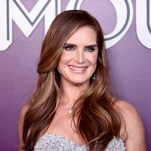 Brooke_Shields_hzqkiy