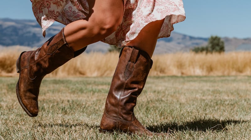 Ariat x Yellowstone.