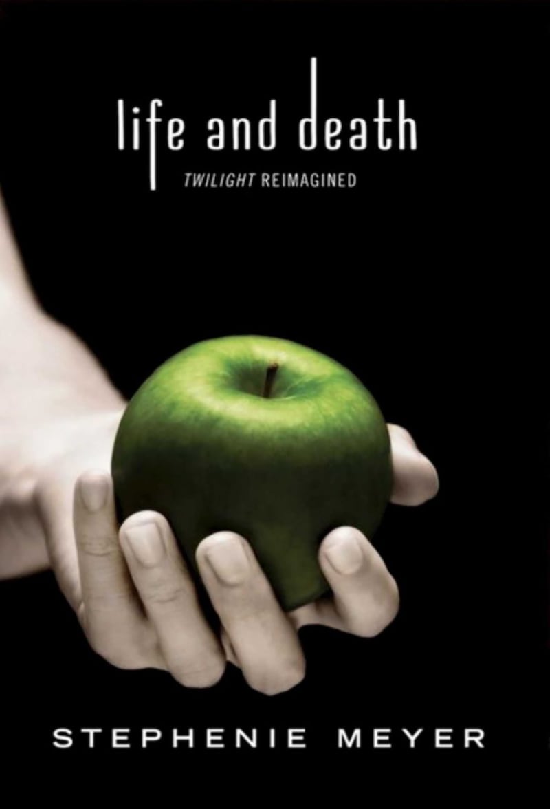 articles/2015/10/07/stephanie-meyer-s-twilight-life-and-death-doesn-t-break-gender-stereotypes-it-reinforces-them/151006-bugbee-twilight-embed_va3did