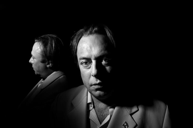 galleries/2011/12/15/christopher-hitchens-through-the-years-photos/christopher-hitchens-gal-2007_fggg2e