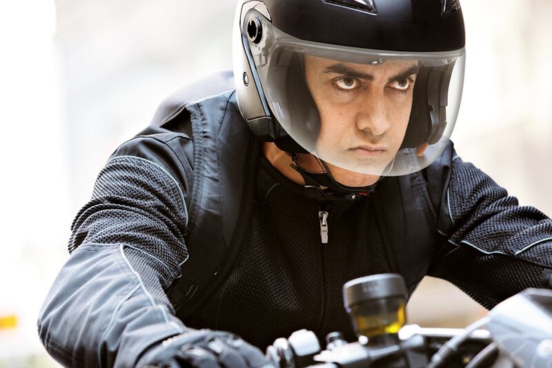 articles/2013/12/31/dhoom-3-review-bollywood-s-baffling-blockbuster/131224-dhoom3-kumar-tease_piz1hm