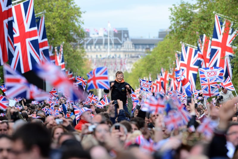 galleries/2012/06/03/queen-elizabeth-s-diamond-jubilee-kate-middleton-prince-william-and-more-photos/jubilee-day-3-kid_wr4tt9