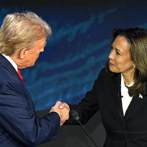 Trump and Harris shake hands