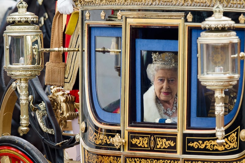 articles/2013/05/08/the-new-royal-job-share-charles-attends-parliament-opening-for-first-tme-in-17-years/parl6_ipbeub