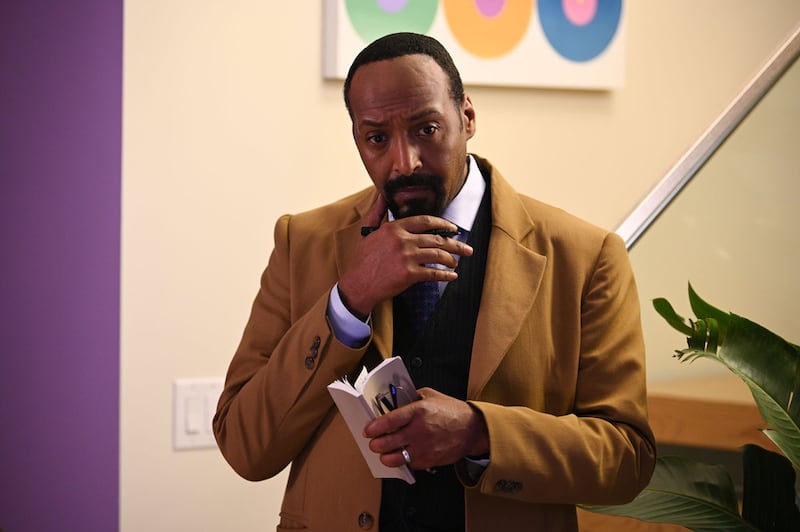 "THE IRRATIONAL -- Episode 101 Pilot -- Pictured: Jesse L. Martin as Alec Mercer 