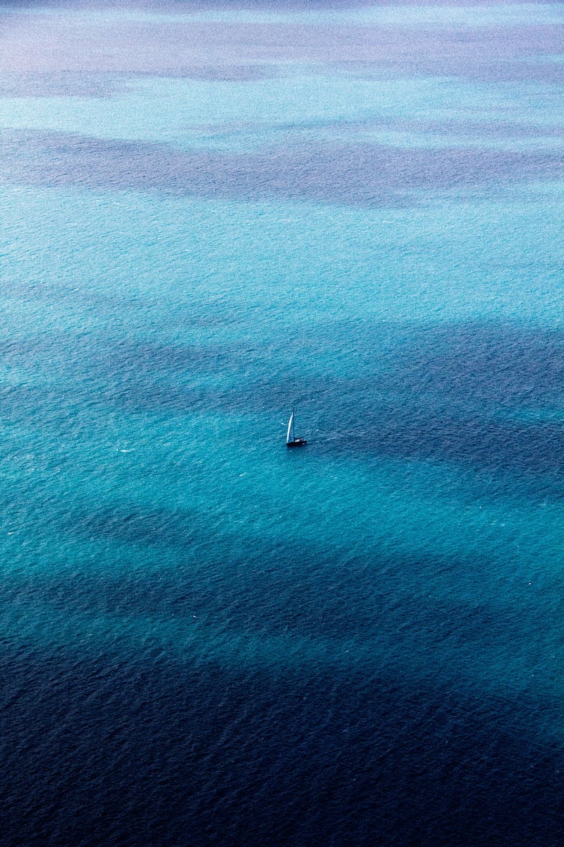 191102-brockway-whitsundays-sailboat_thgoup