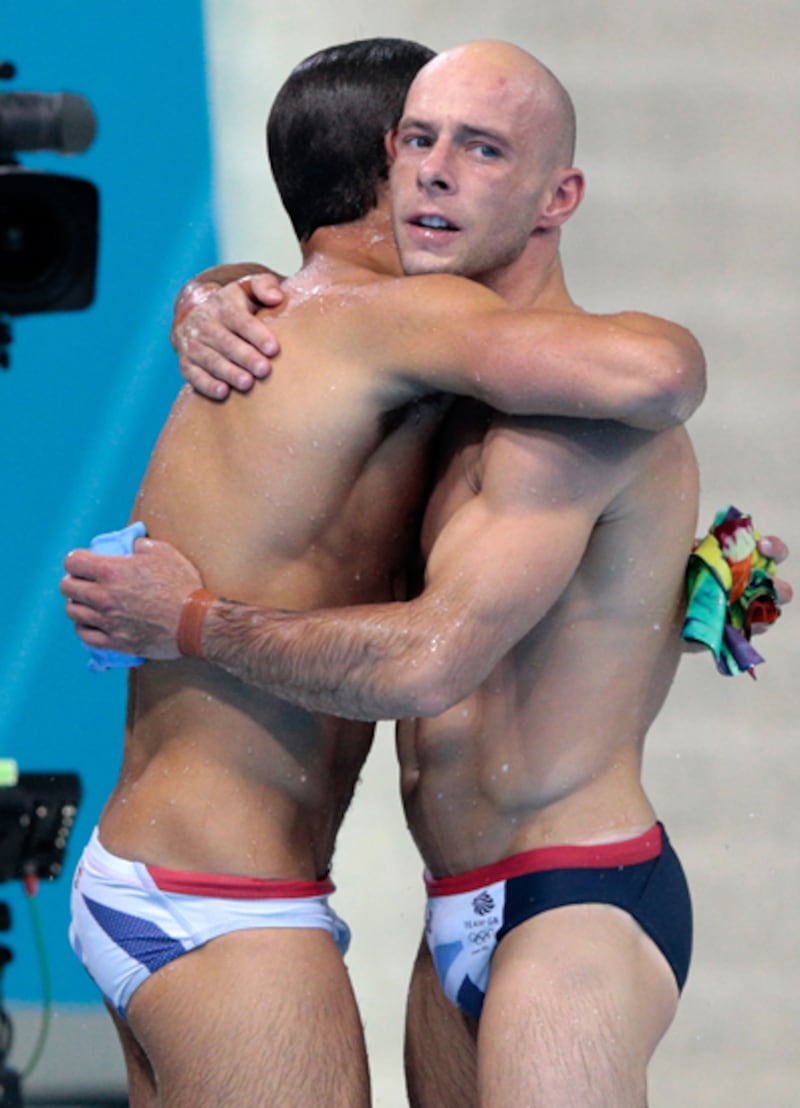 galleries/2012/08/11/9-top-memes-videos-and-gifs-from-2012-olympics-phelps-lochte-maroney-more/oly-meme-booty_hgboh5