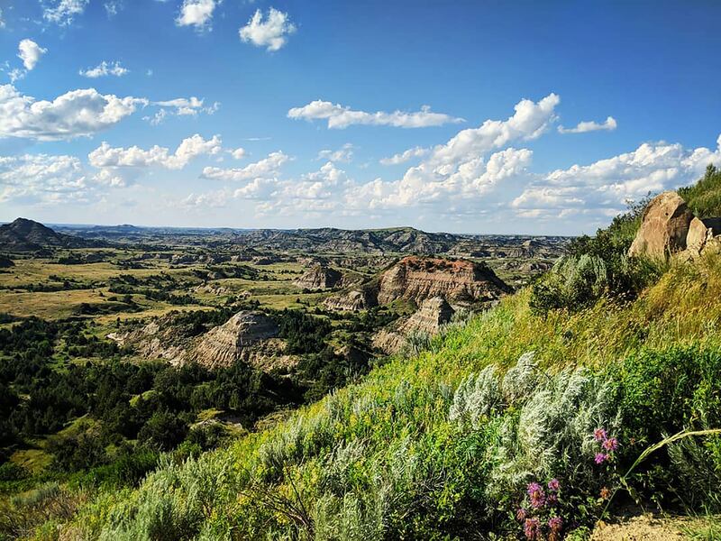 181202-withrow-national-parks-road-trip-02-Withrow-Brandon-Theodore-Roosevelt-National-Park_kjaaj1