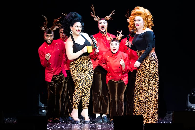 Photo of BenDeLaCreme and Jinkx Monsoon in 'The Jinkx and DeLa Holiday Show'