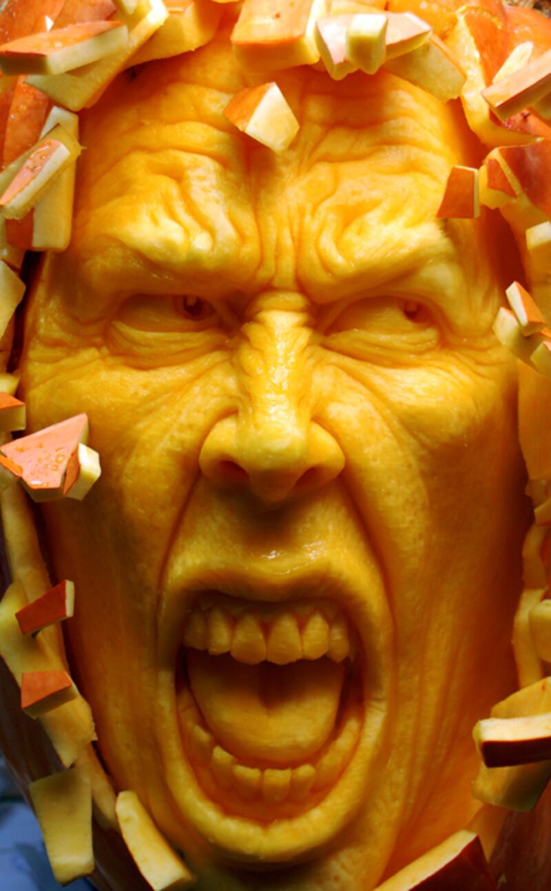 galleries/2011/10/28/amazing-pumpkin-carvings-photos/pumpkin-carvings-16_bh5u0h