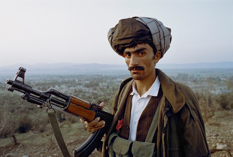 galleries/2013/12/14/robert-nickelsberg-s-photos-show-the-suffering-and-turmoil-of-war-in-afghanistan/131210-nickelsberg-afghanistan2_ggxrlj