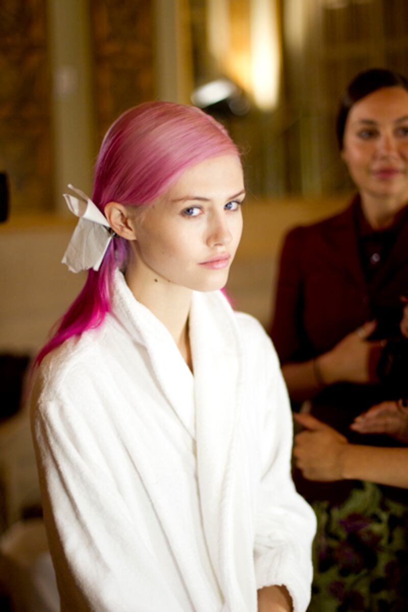 galleries/2011/10/04/pink-hair-trend-photos/pink-hair-marchesa2_bfdvyc