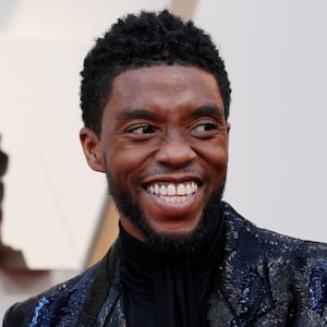 2020-08-29T025829Z_1715667212_RC2ENI9HOEV1_RTRMADP_3_PEOPLE-CHADWICK-BOSEMAN_a8fnmd