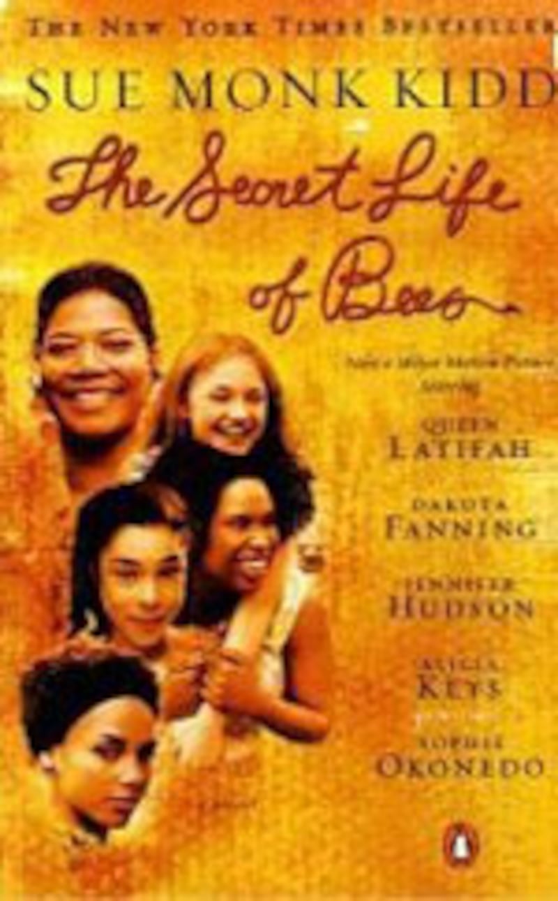 articles/2010/05/08/a-book-for-every-mother/book-cover---syme-mother-reads---secret-lives-of-bees_kecyo0