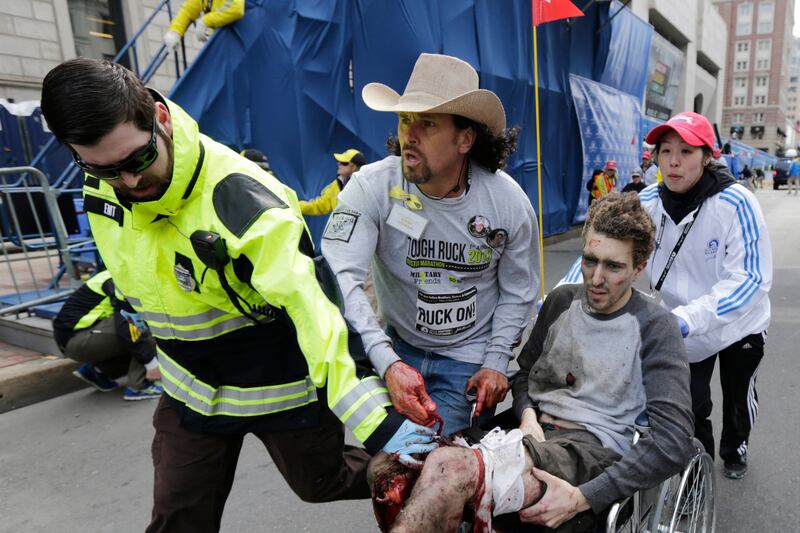 articles/2013/04/16/carlos-arredondo-boston-marathon-hero-in-a-cowboy-hat-on-the-bombs/130414-carlos-arredondo-boston-bomb-daly-tease-embed_jm21vk