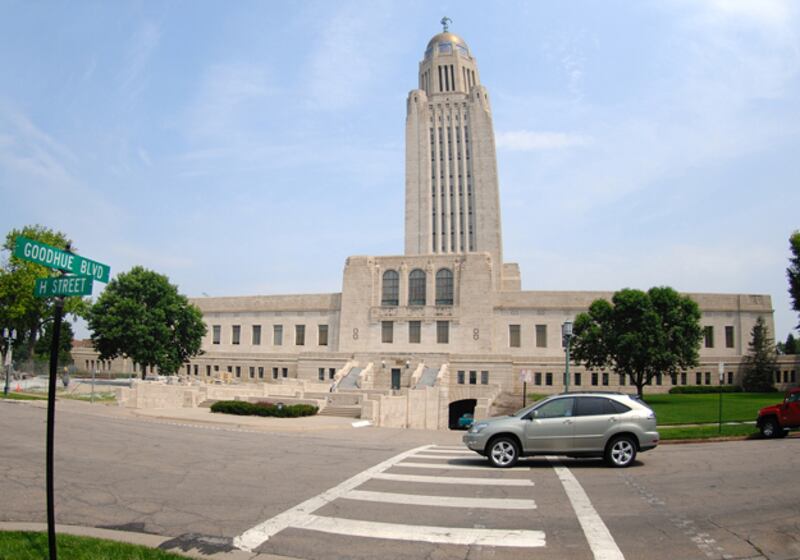 galleries/2011/04/04/state-finances/state-budgets---lincoln-nebraska_hngtye