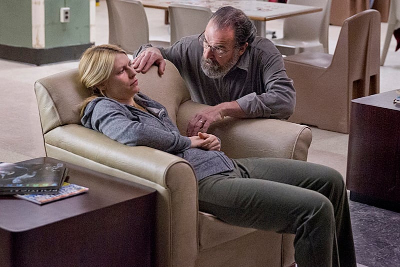 articles/2013/09/29/homeland-showrunner-we-knew-we-had-to-plot-a-new-course/130929-homeland-premiere-tease_bdwfou