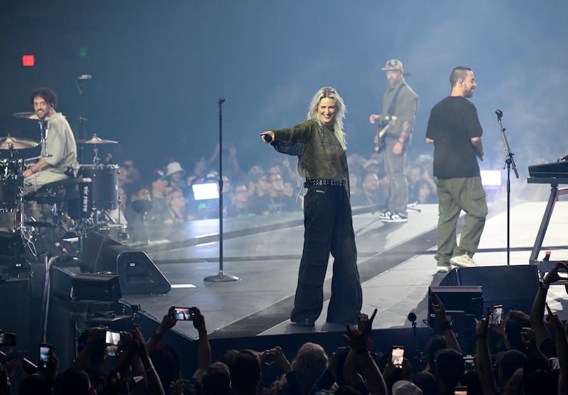 Emily Armstrong and Linkin Park perform during a global livestream at Warner Bros. Studios on September 05, 2024 in Burbank, California.