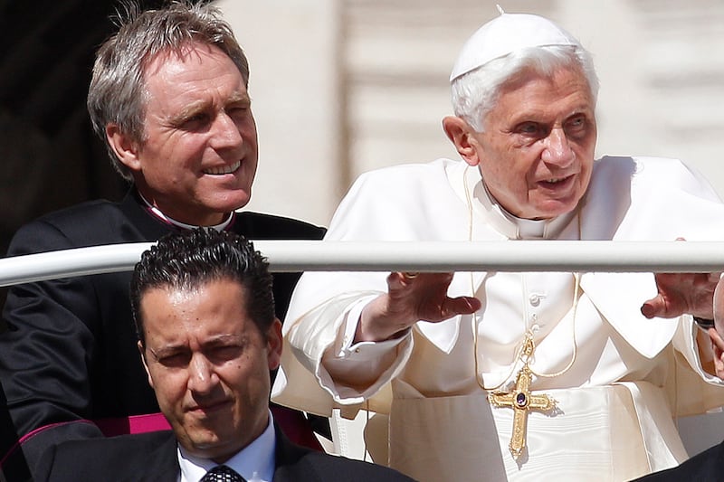 articles/2012/11/10/claudio-sciarpelletti-found-guilty-of-abetting-vatican-thief/nadeau-vatican-1110-tease_w0jlcj