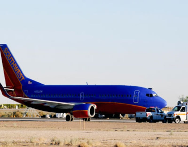 articles/2011/04/02/southwest-airlines-flight-812-why-planes-fall-apart/irving-southwest-airlines_170831_wuu8nq