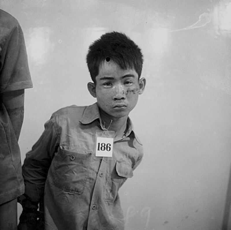 galleries/2013/10/20/chronicling-genocide-inside-the-khmer-rouge-photos/131018-s21-prison2_sefvep